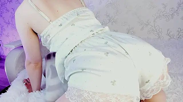 Snapshot of milky_waybaby chatting on February 2025 09:12:02 AM milky waybaby online show from February 2025 09:12:02 AM