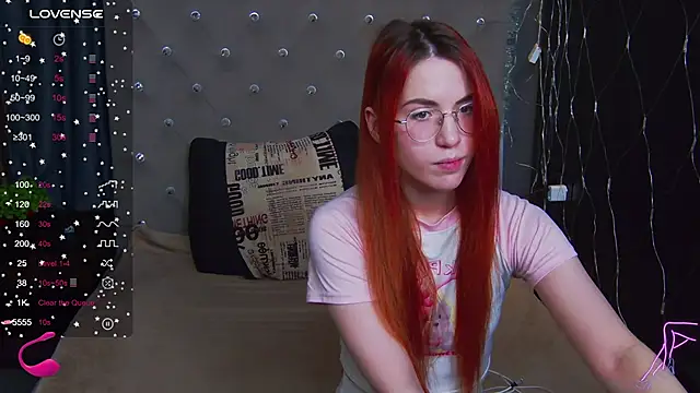 EmilyKents online show from January 2025 04:44:01 AM