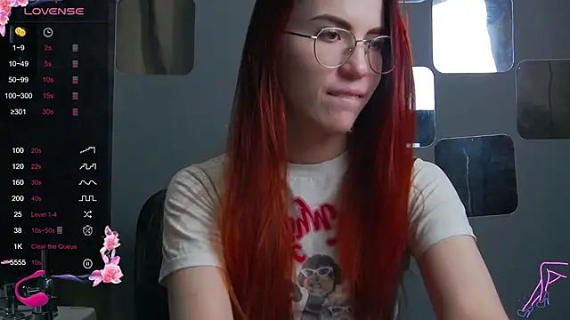 EmilyKents online show from March 2025 04:32:01 AM