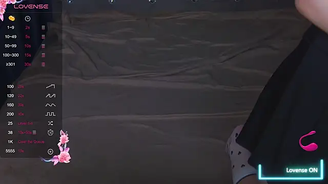 EmilyKents online show from September 2025 01:44:01 AM