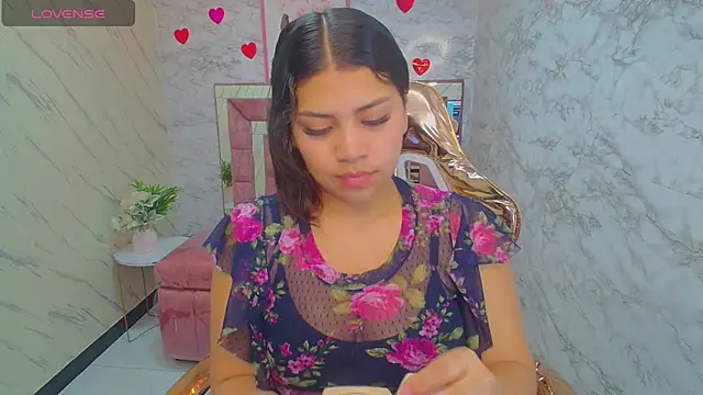 Snapshot of _mila_sweet_v chatting on February 2025 01:25:02 PM mila sweet v online show from February 2025 01:25:02 PM