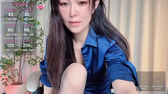 Ada-xixi online show from November 2025 12:11:02 AM