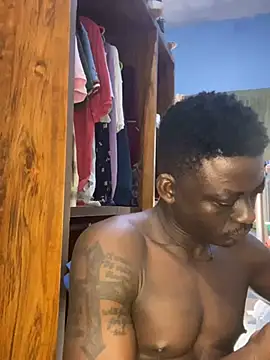 Snapshot of BigBrotherFreak chatting on March 2025 02:23:02 PM BigBrotherFreak online show from March 2025 02:23:02 PM