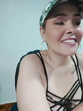 Snapshot of Miss_Agatha chatting on April 2026 12:25:02 AM Miss Agatha online show from April 2026 12:25:02 AM