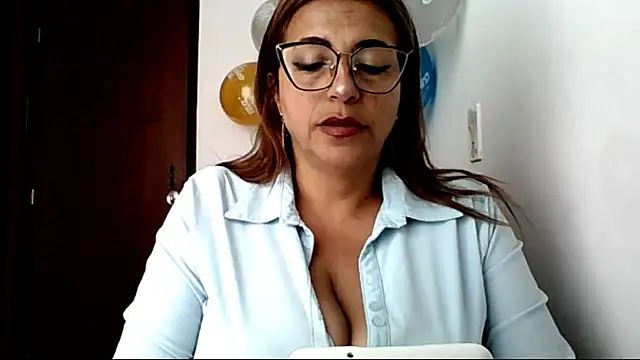 RossanaLionheart online show from July 2026 03:21:02 PM