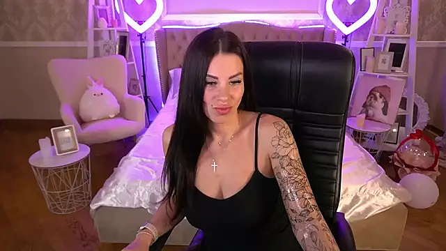 IsabellaFoxyy online show from March 2025 04:44:02 PM