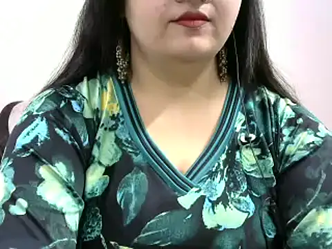 Snapshot of Shruti_139 chatting on December 2024 06:42:01 PM Shruti 139 online show from December 2024 06:42:01 PM