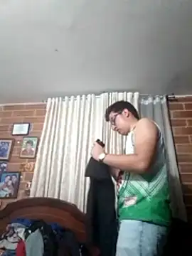 greeneyes999999999999 online show from November 2025 11:18:02 PM