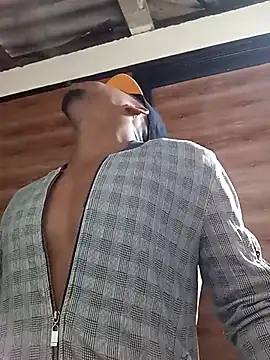 AlejoKhalifa  online show from March 2025 11:07:01 PM