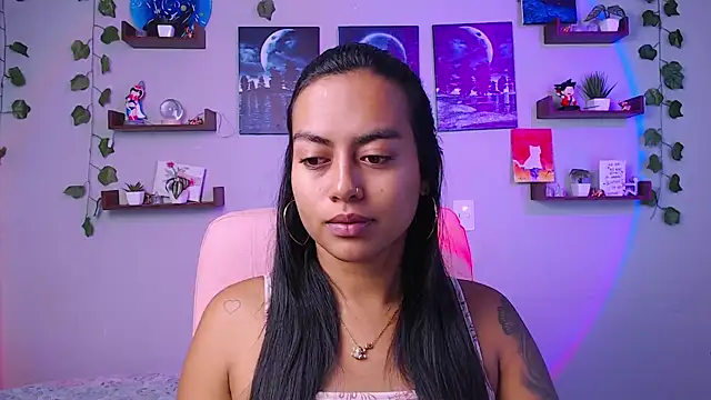 Snapshot of macey_elliot_ chatting on February 2025 02:05:01 PM macey elliot online show from February 2025 02:05:01 PM