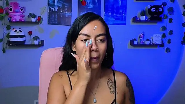 Snapshot of macey_elliot_ chatting on March 2025 02:42:02 PM macey elliot online show from March 2025 02:42:02 PM