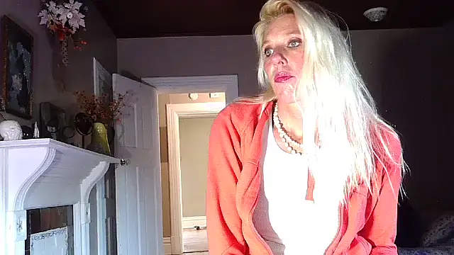 Glamazonx online show from September 2025 01:24:02 PM