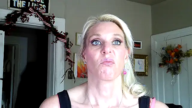 Glamazonx online show from November 2025 09:07:01 PM