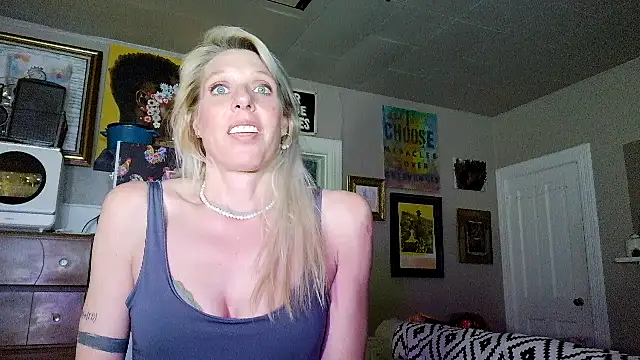 Glamazonx online show from February 2026 07:10:02 AM