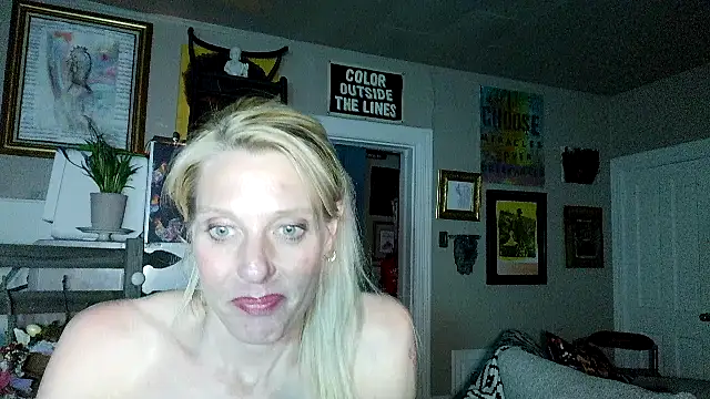 Glamazonx online show from April 2026 07:12:02 AM
