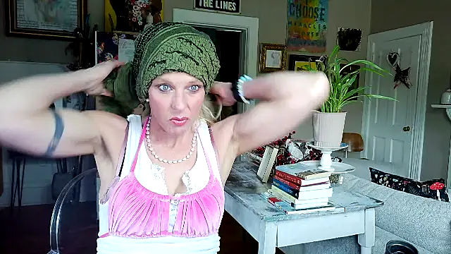 Glamazonx online show from May 2026 04:14:02 PM