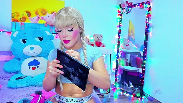 Candy Candy   online show from February 2026 06:00:02 PM