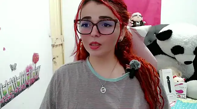 Snapshot of Alexatexa2929 chatting on December 2024 06:46:01 PM Alexatexa2929 online show from December 2024 06:46:01 PM