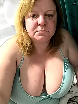 jusichka online show from February 2025 05:46:02 PM