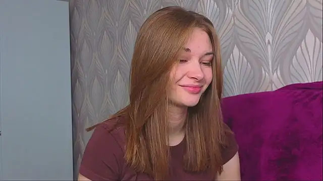 Snapshot of CharryClim chatting on October 2025 04:51:02 AM CharryClim online show from October 2025 04:51:02 AM