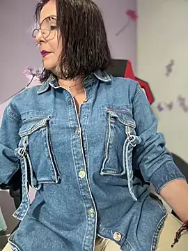 Snapshot of PaulinaSanders_X chatting on December 2024 02:48:02 PM PaulinaSanders X online show from December 2024 02:48:02 PM