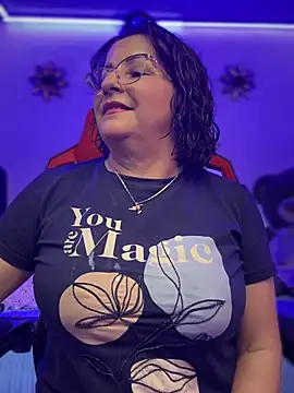 Snapshot of PaulinaSanders_X chatting on March 2025 07:17:01 PM PaulinaSanders X online show from March 2025 07:17:01 PM