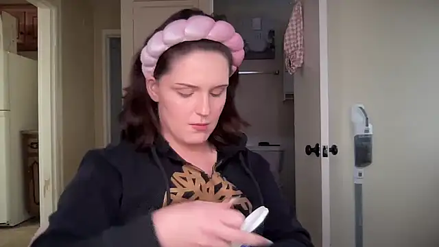 sexylilly69 online show from February 2025 10:42:02 PM