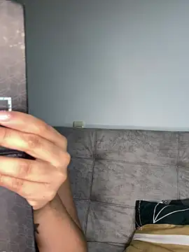 Snapshot of Zarah_Blare chatting on February 2025 11:49:01 PM Zarah Blare online show from February 2025 11:49:01 PM