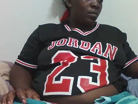 SEXY TYLA online show from November 2025 12:39:02 PM