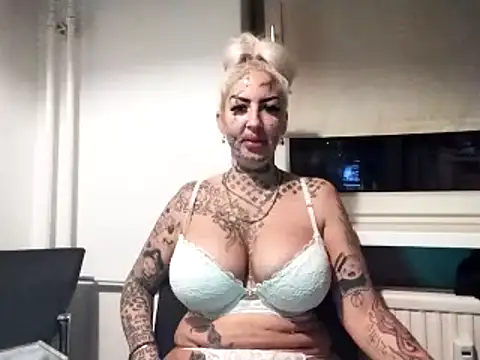 Snapshot of Jeanny_Bln chatting on January 2025 10:55:02 PM Jeanny Bln online show from January 2025 10:55:02 PM