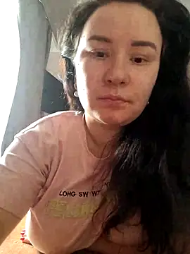 AlexaLexie online show from February 2025 10:59:02 AM