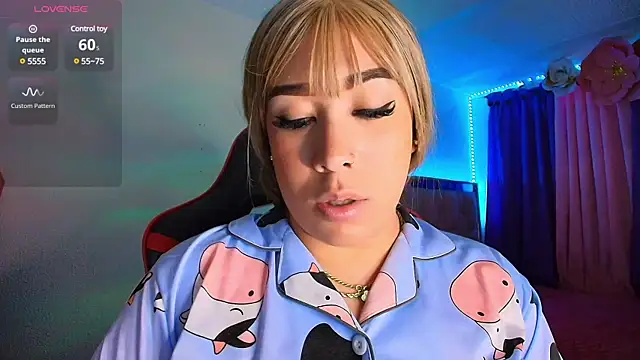 leahtemptation3 online show from March 2025 08:48:02 AM