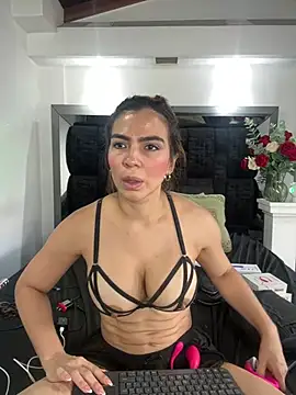 Arianna Jones1 online show from May 2026 09:30:02 PM