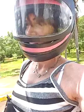 Irresistible24 online show from February 2026 04:05:02 PM