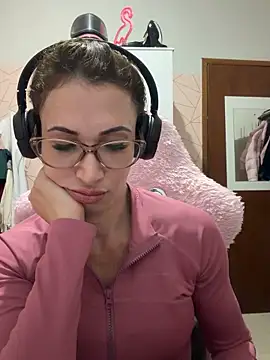 Irresistible24 online show from May 2026 10:25:01 PM