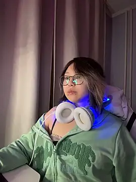 maydaykimmy online show from December 2025 03:27:02 AM