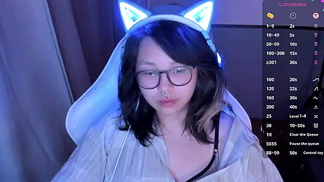 maydaykimmy online show from July 2026 10:42:02 PM