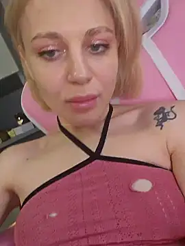 Snapshot of BabySPieS chatting on March 2025 08:02:02 AM BabySPieS online show from March 2025 08:02:02 AM