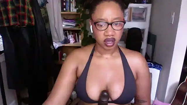 Snapshot of goddessdaisysky chatting on September 2025 02:30:02 PM goddessdaisysky online show from September 2025 02:30:02 PM