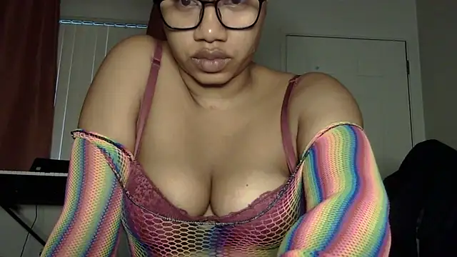 Snapshot of goddessdaisysky chatting on November 2025 04:39:01 PM goddessdaisysky online show from November 2025 04:39:01 PM