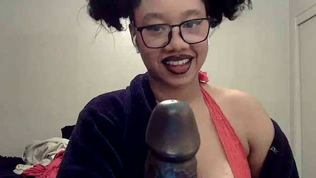 Snapshot of goddessdaisysky chatting on January 2026 02:21:02 PM goddessdaisysky online show from January 2026 02:21:02 PM