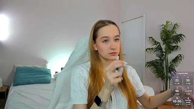 Snapshot of Sweett_Monica chatting on March 2026 12:49:02 AM Sweett Monica online show from March 2026 12:49:02 AM