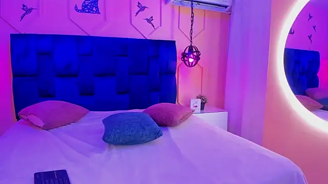 Atenea cute21 online show from March 2025 04:10:01 AM