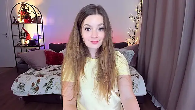 Carrolyna online show from November 2025 10:01:01 PM