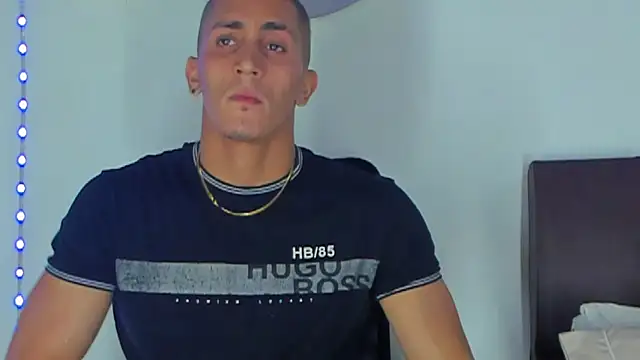 Snapshot of MikeRoss7777 chatting on December 2024 12:29:02 PM MikeRoss7777 online show from December 2024 12:29:02 PM