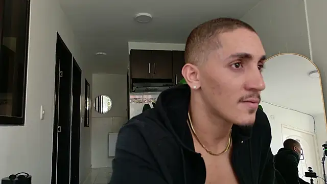 Snapshot of MikeRoss7777 chatting on October 2025 03:14:02 PM MikeRoss7777 online show from October 2025 03:14:02 PM