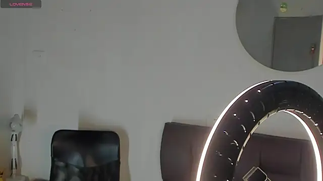 Snapshot of MikeRoss7777 chatting on November 2025 11:09:02 AM MikeRoss7777 online show from November 2025 11:09:02 AM