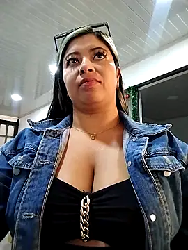 Ariana-pp03 online show from January 2025 04:19:01 PM