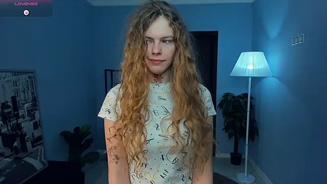 RayaNenlia online show from February 2026 05:11:01 AM