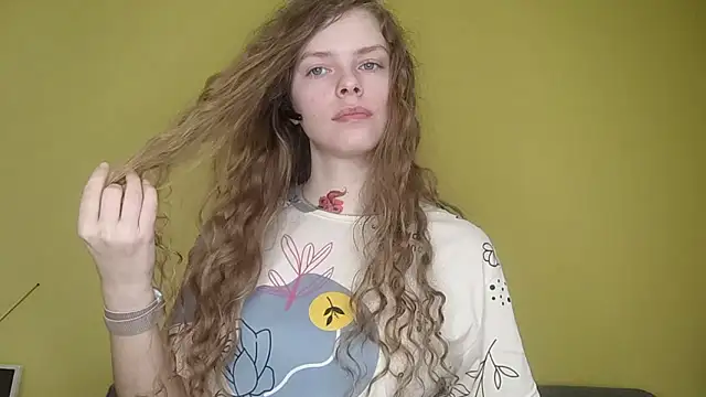 RayaNenlia online show from February 2026 06:33:02 AM